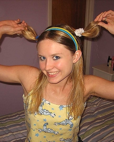Kitty in pig tails
