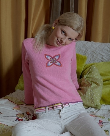 Danna is an innocent looking Anal Slut 