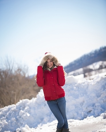 Melody Rose showing off in the snow